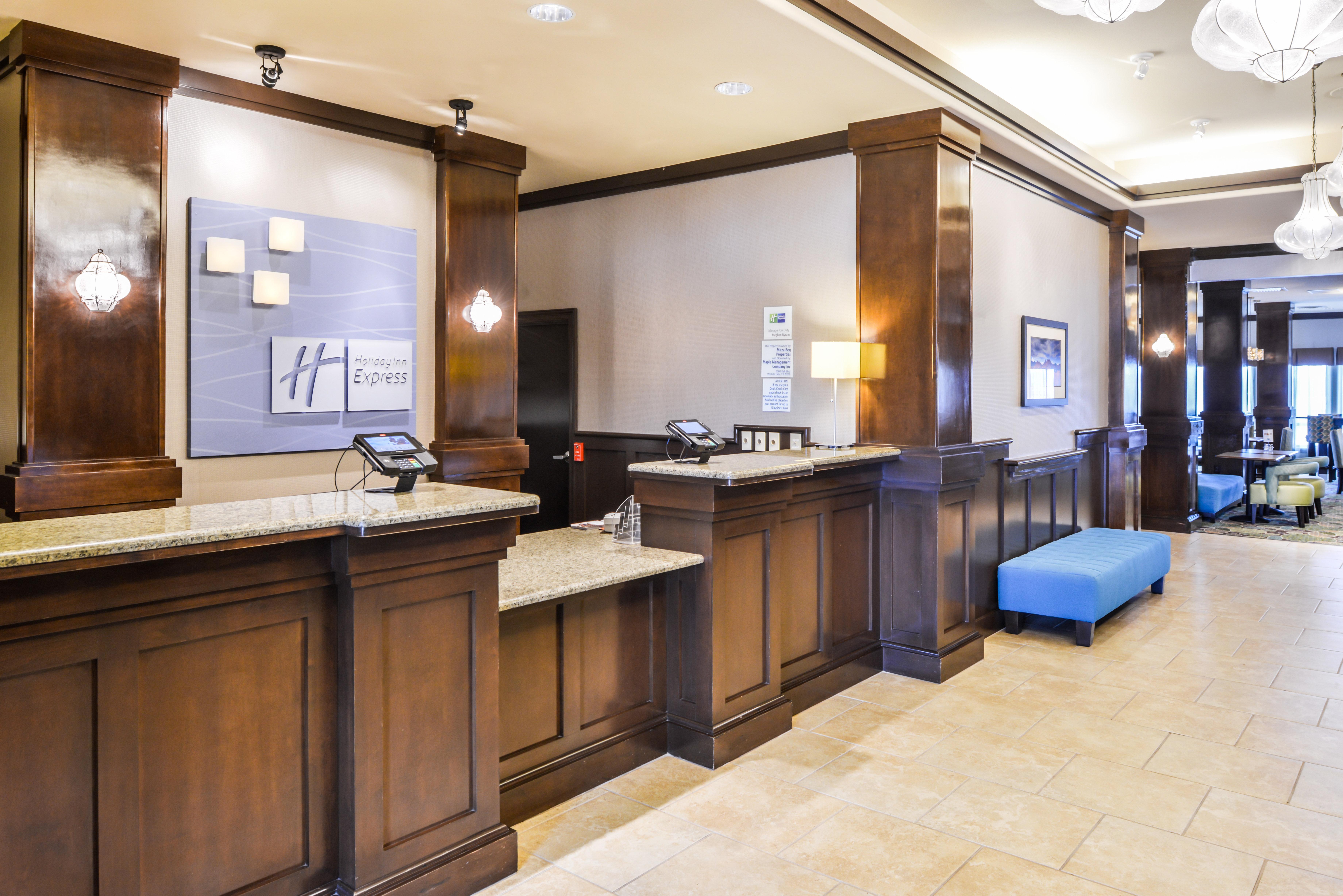 Holiday Inn Express Hotel & Suites Wichita Falls, An Ihg Hotel Экстерьер фото