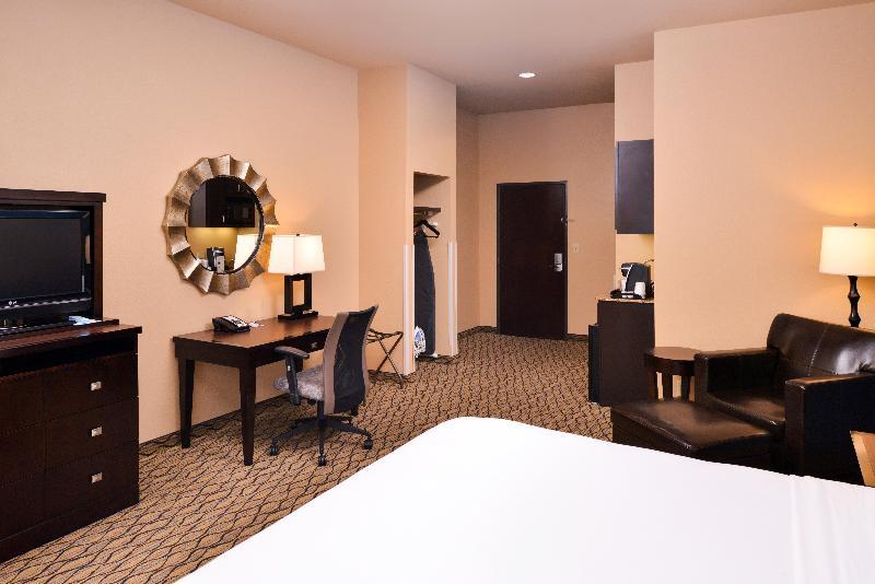 Holiday Inn Express Hotel & Suites Wichita Falls, An Ihg Hotel Экстерьер фото