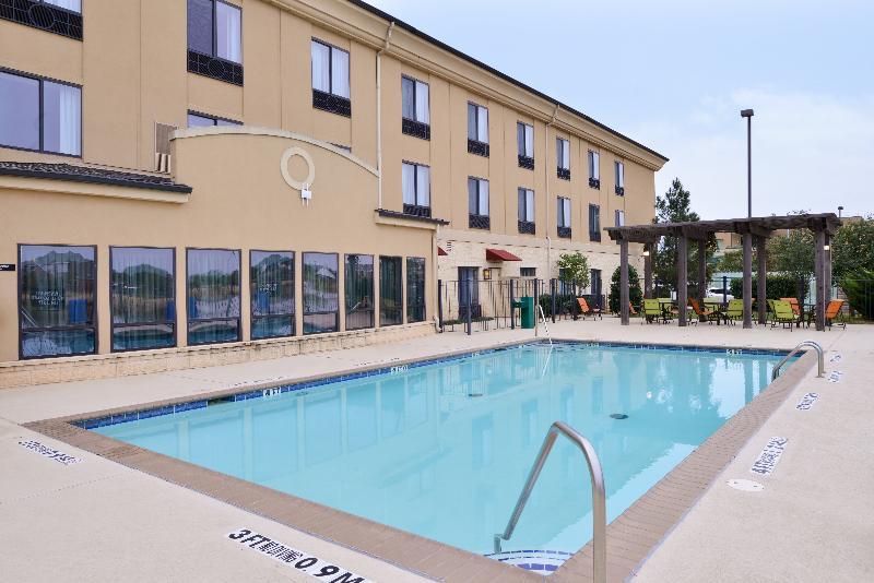 Holiday Inn Express Hotel & Suites Wichita Falls, An Ihg Hotel Экстерьер фото